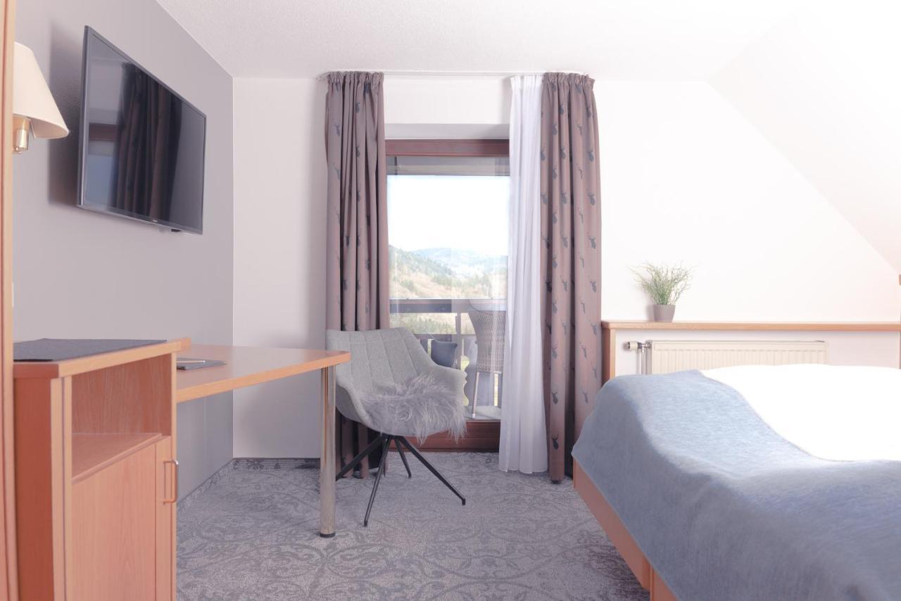 Genusshotel Hirschen - Erholung Im Gruenen Sallneck Εξωτερικό φωτογραφία