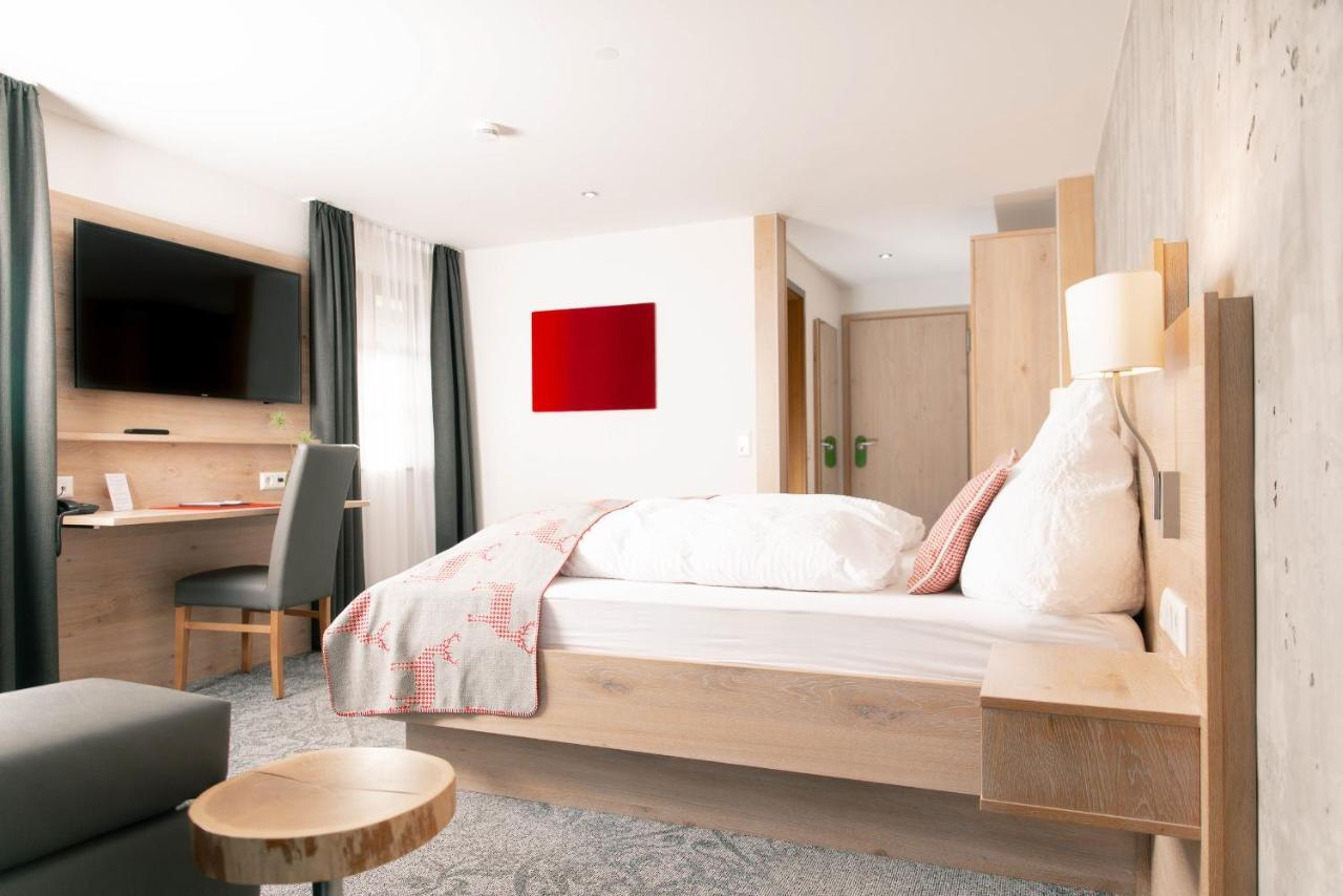 Genusshotel Hirschen - Erholung Im Gruenen Sallneck Εξωτερικό φωτογραφία