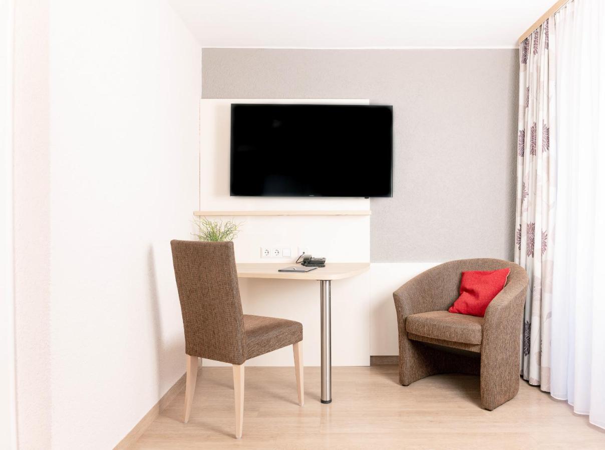 Genusshotel Hirschen - Erholung Im Gruenen Sallneck Εξωτερικό φωτογραφία